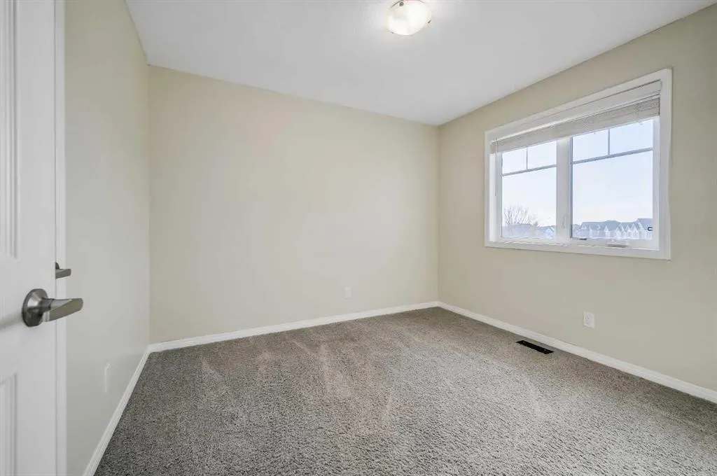 276 Viewpointe Terrace