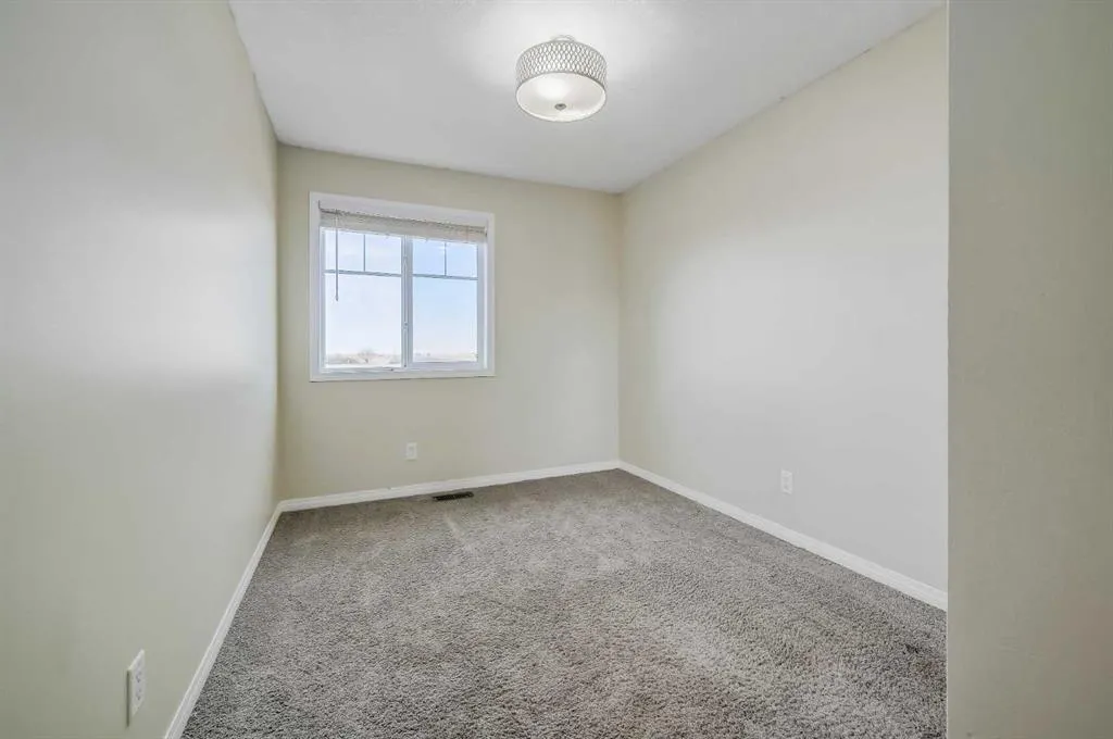 276 Viewpointe Terrace