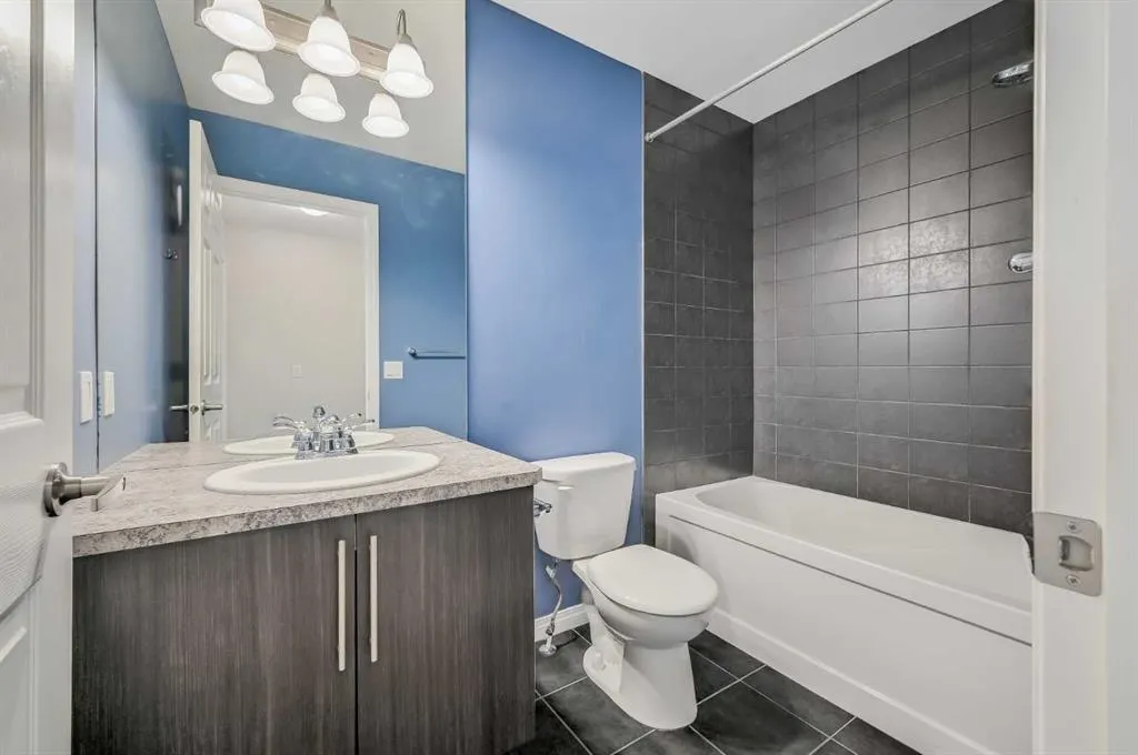 276 Viewpointe Terrace