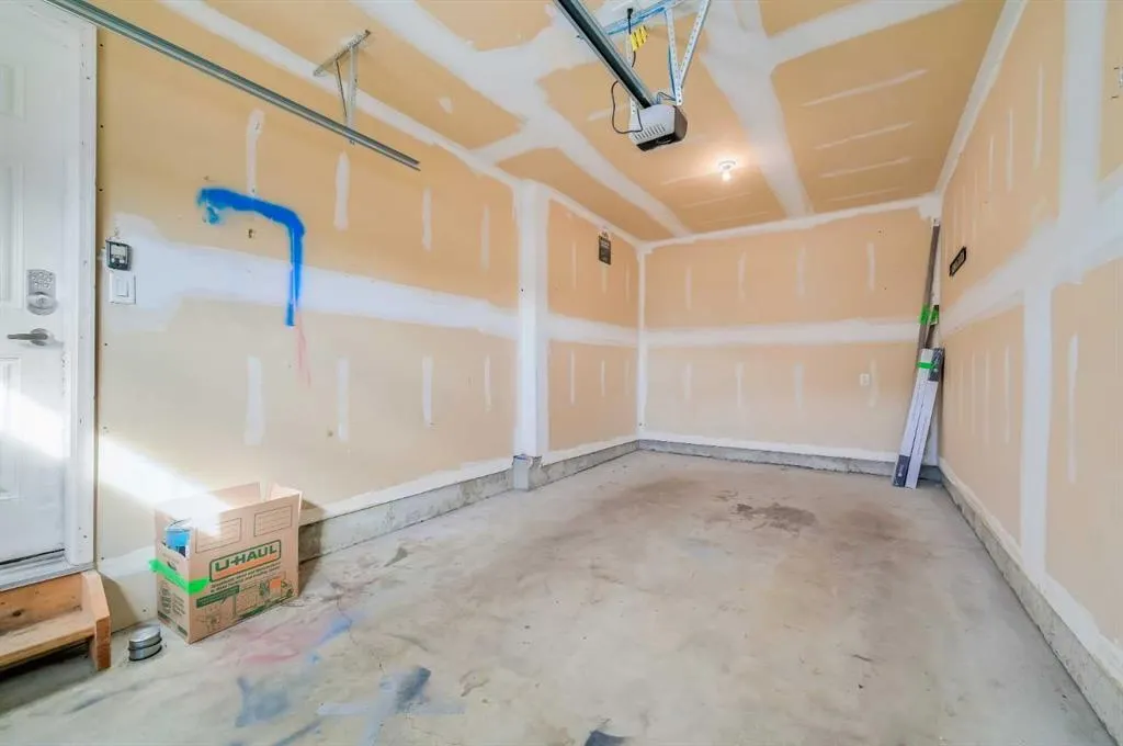 276 Viewpointe Terrace