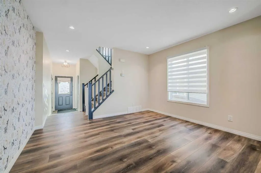 276 Viewpointe Terrace