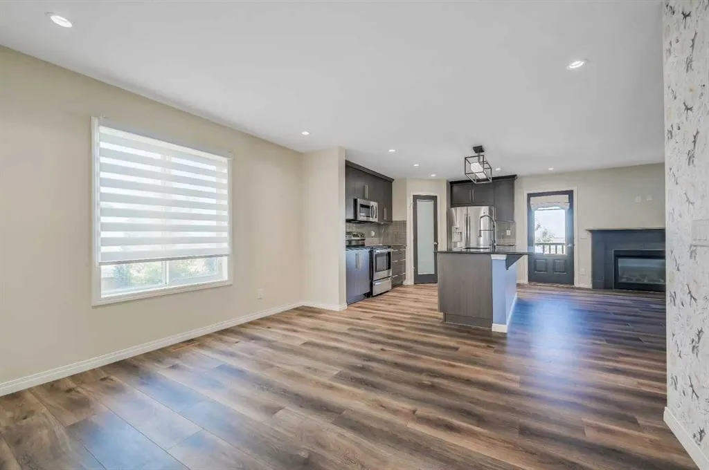 276 Viewpointe Terrace