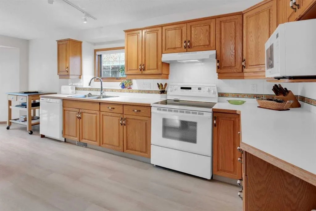 50 Christie Gardens SW