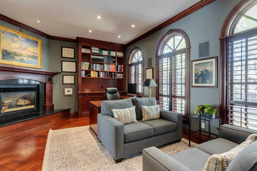 126 Eagle Ridge Drive SW