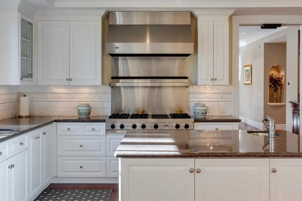 126 Eagle Ridge Drive SW