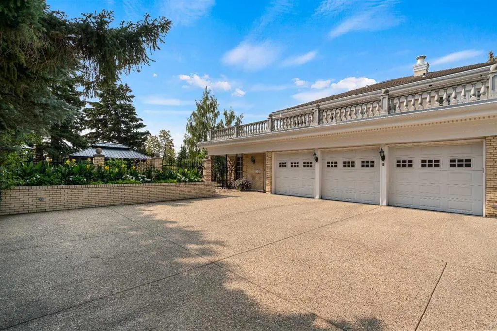 126 Eagle Ridge Drive SW