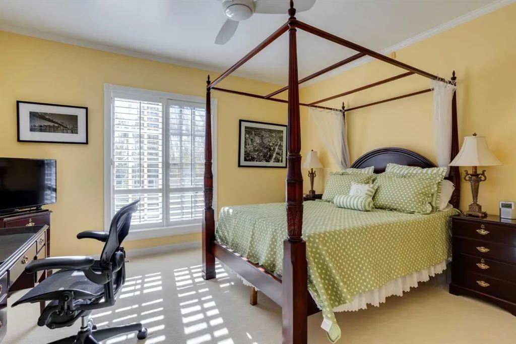 126 Eagle Ridge Drive SW