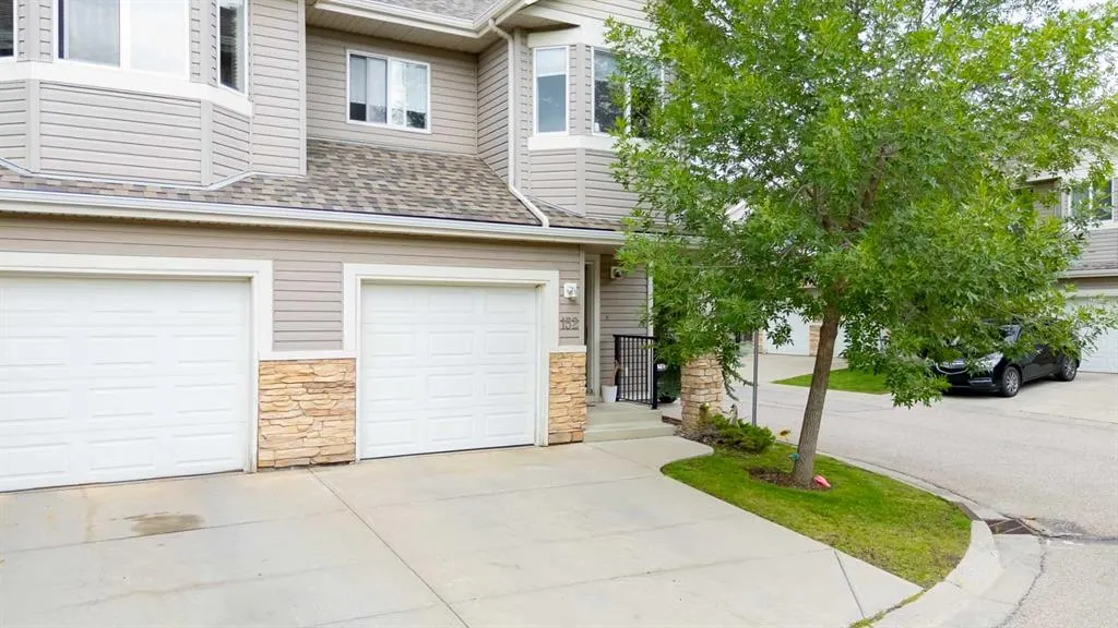 152 Royal Oak Gardens NW