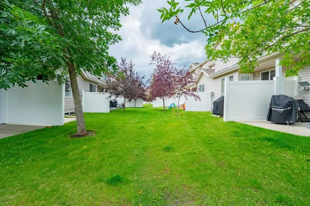 152 Royal Oak Gardens NW