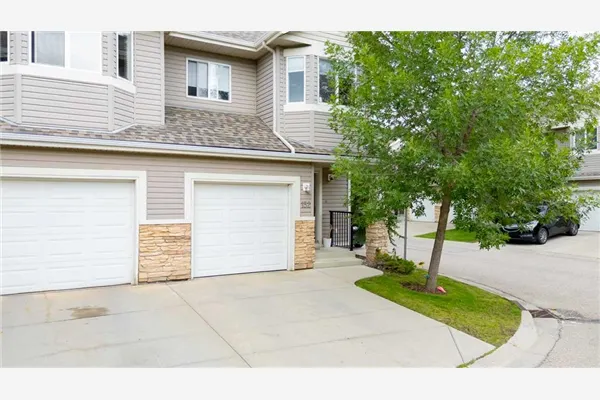 152 Royal Oak Gardens NW