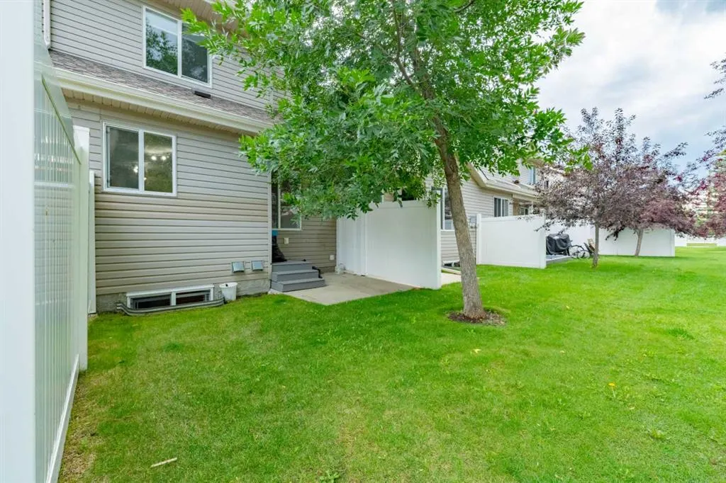 152 Royal Oak Gardens NW