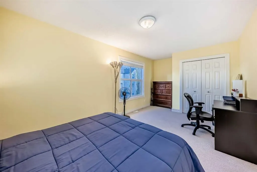 187 Bridlewood View SW