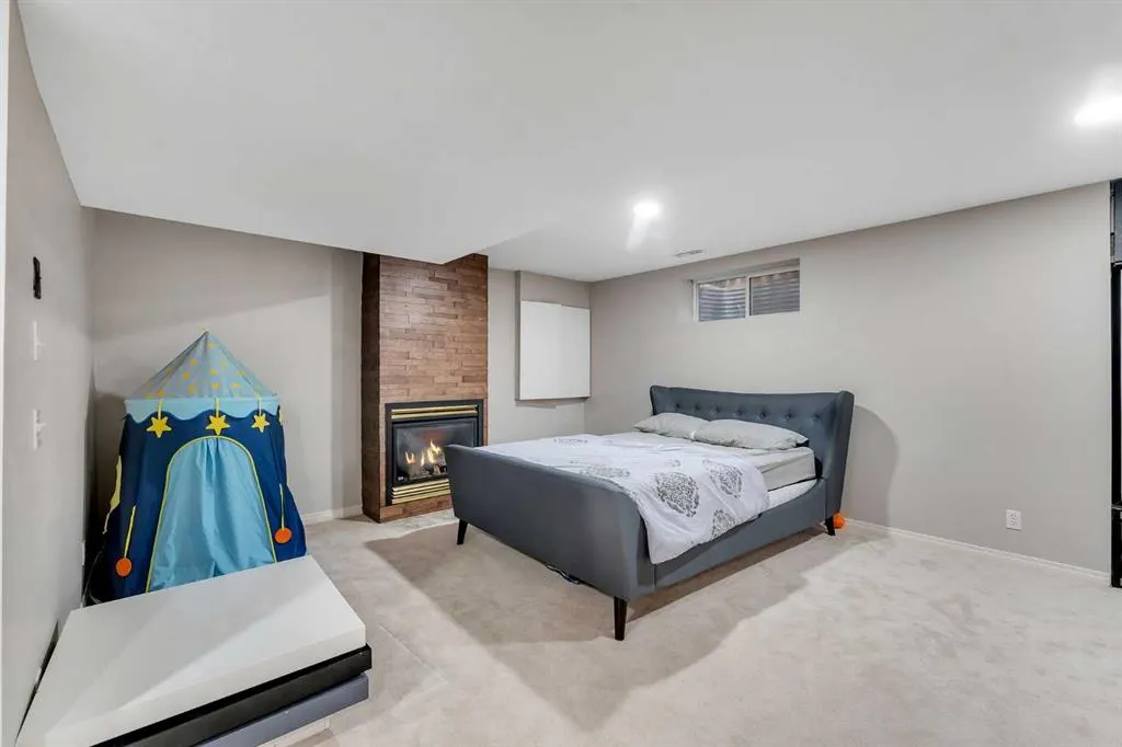 217 West Creek Drive