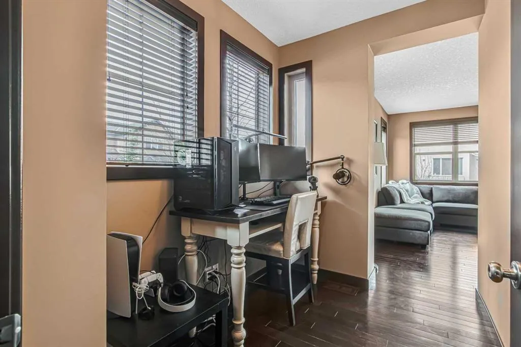 475 Everbrook Way SW