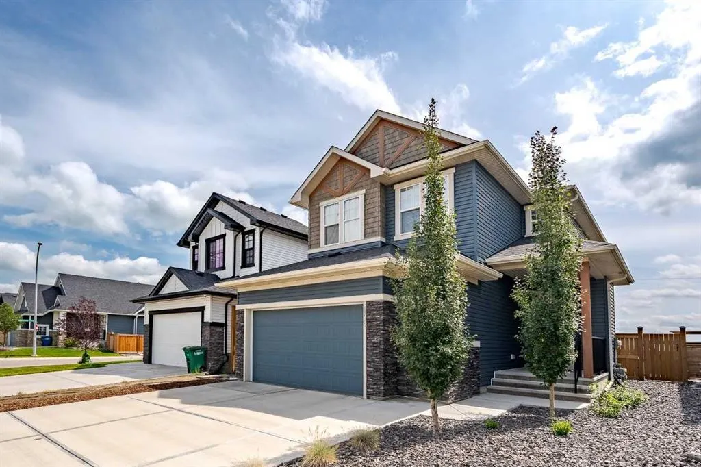 2148 Ravensdun Crescent SE