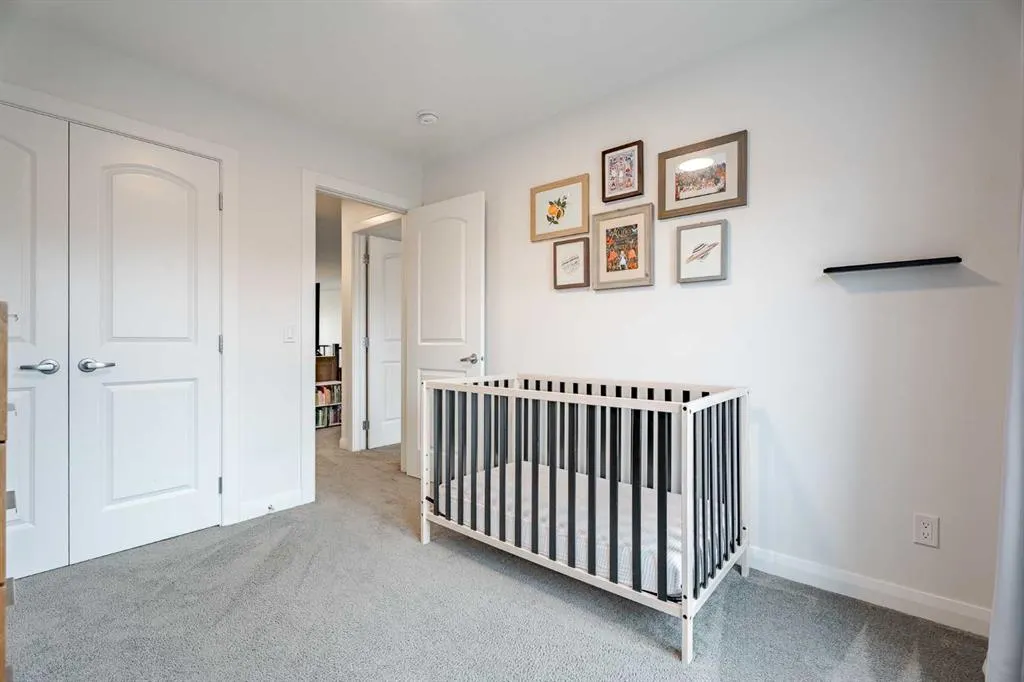 2148 Ravensdun Crescent SE