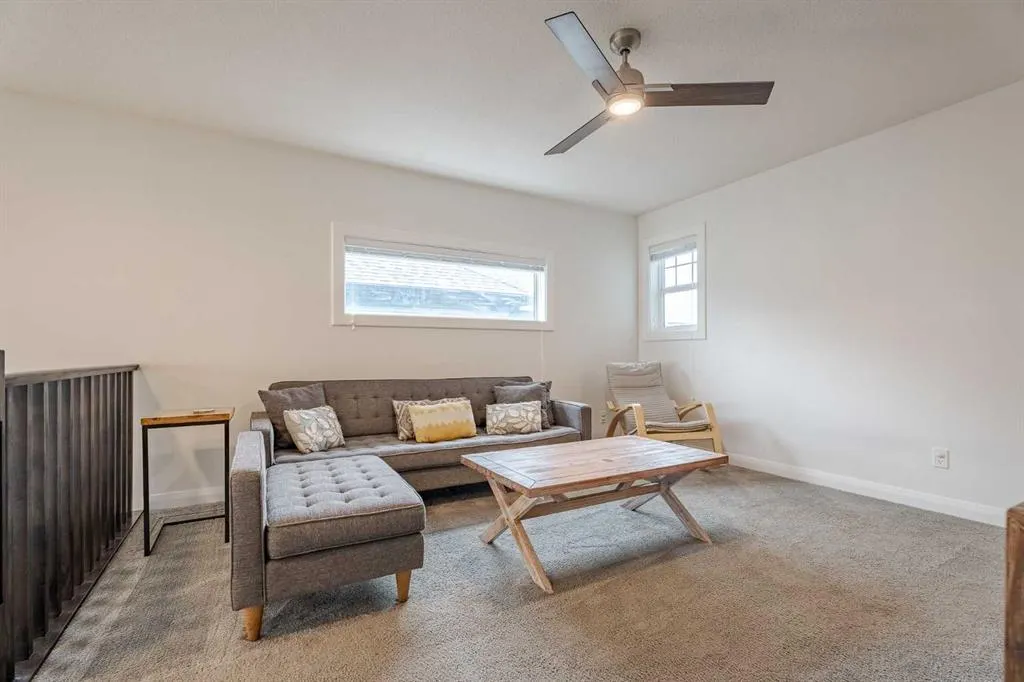 2148 Ravensdun Crescent SE