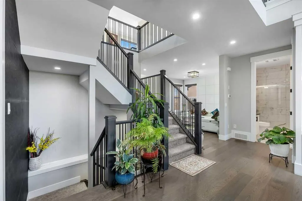 111 Kinniburgh Crescent