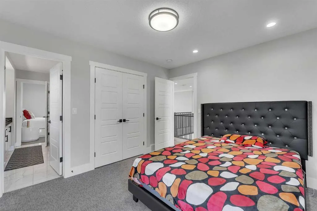 111 Kinniburgh Crescent