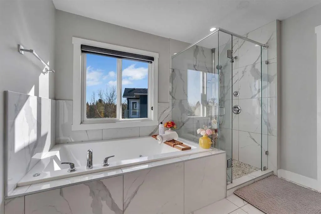 111 Kinniburgh Crescent