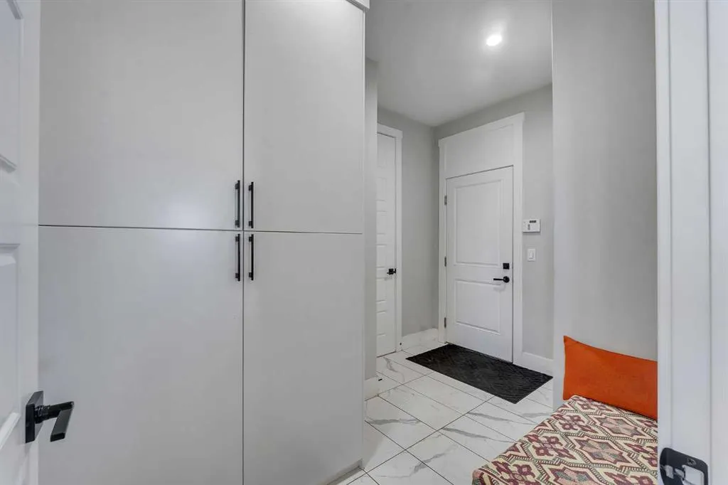 111 Kinniburgh Crescent