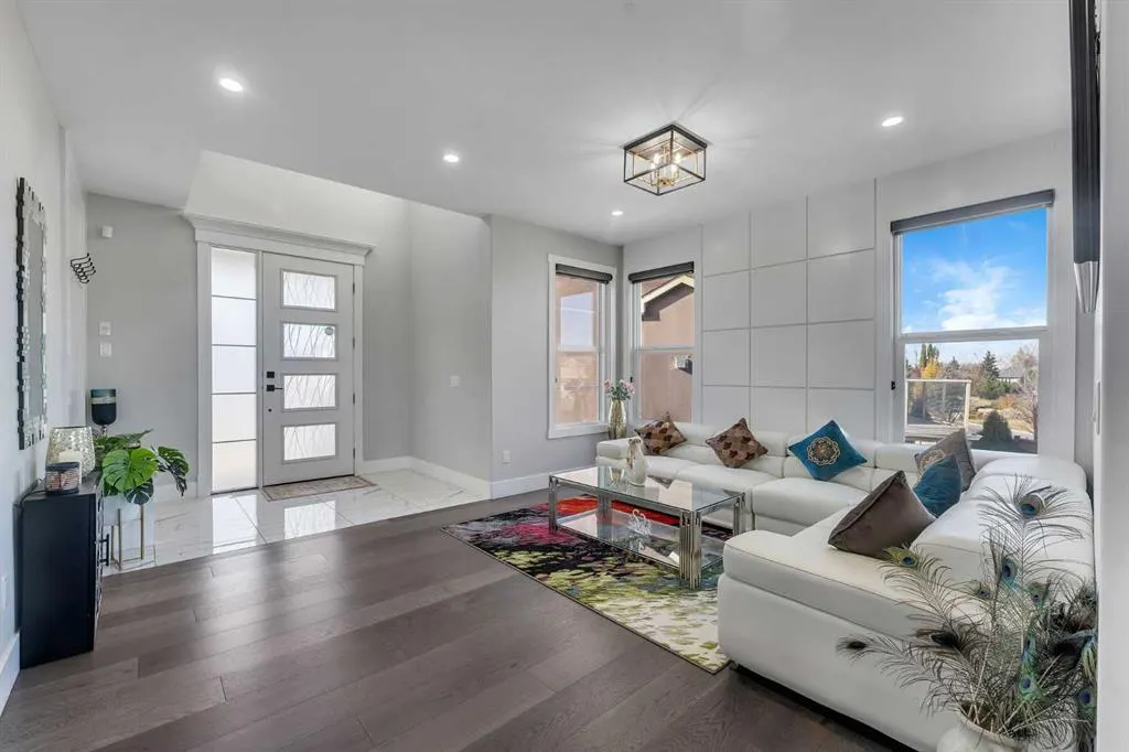 111 Kinniburgh Crescent