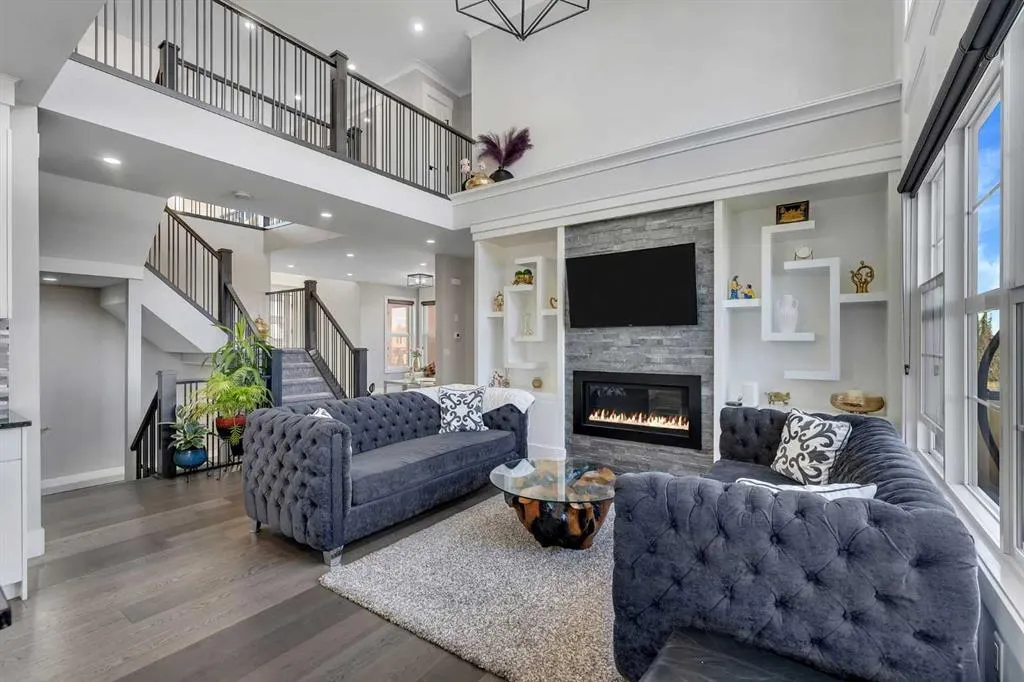 111 Kinniburgh Crescent