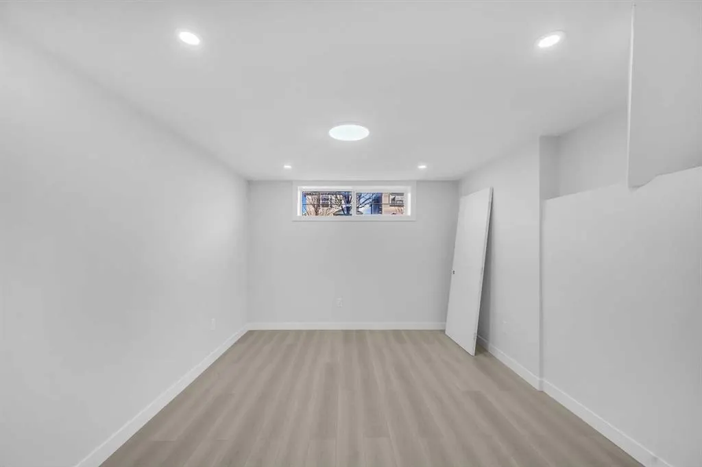 231 Saddlebrook Way NE