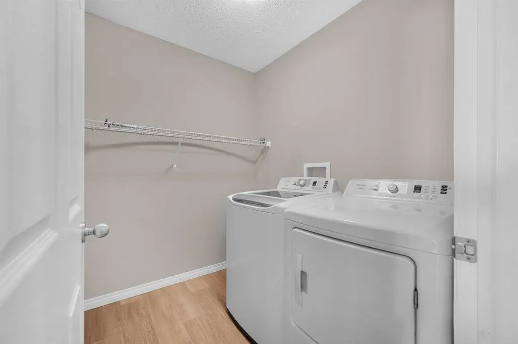 231 Saddlebrook Way NE