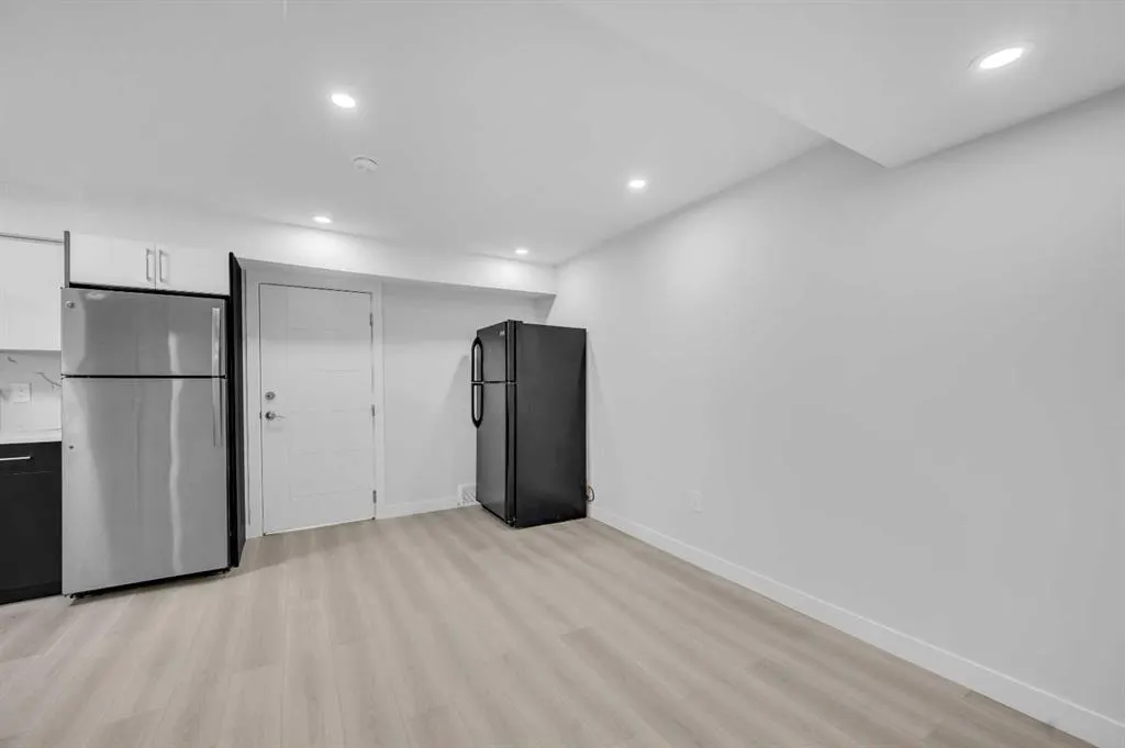 231 Saddlebrook Way NE