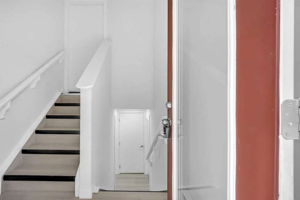 231 Saddlebrook Way NE