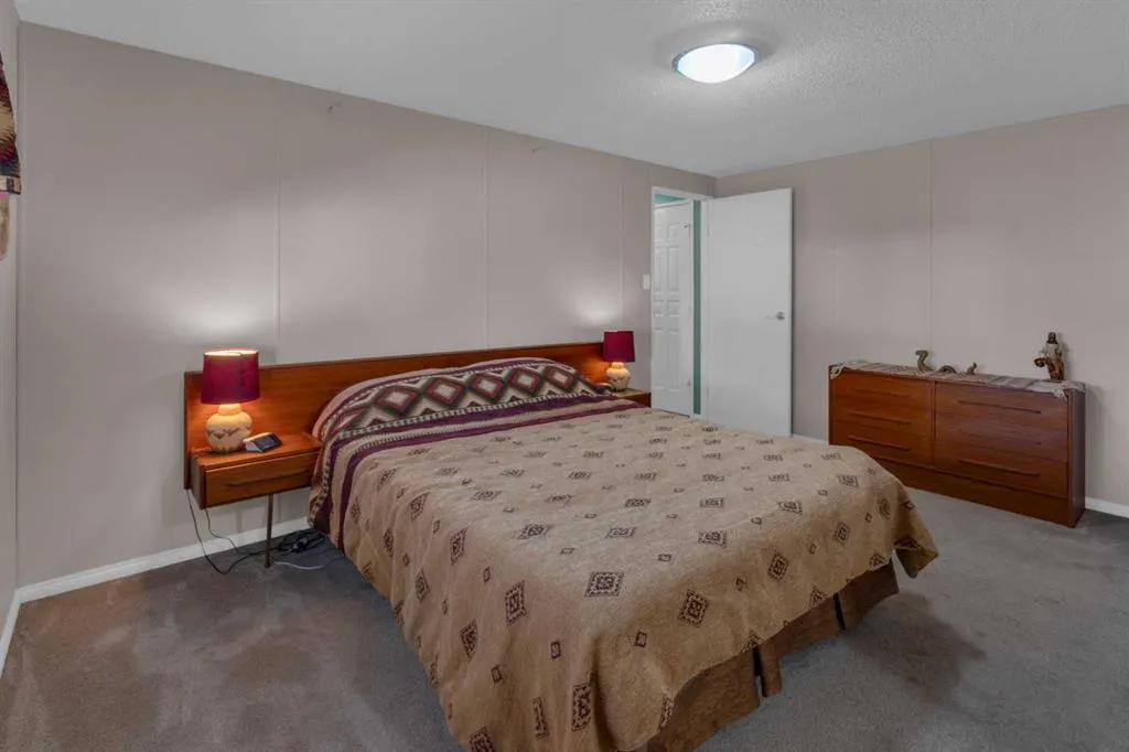 99 Arbour Lake Road NW, #235