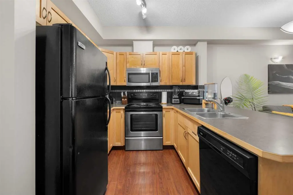 211 Aspen Stone Boulevard SW, #1111