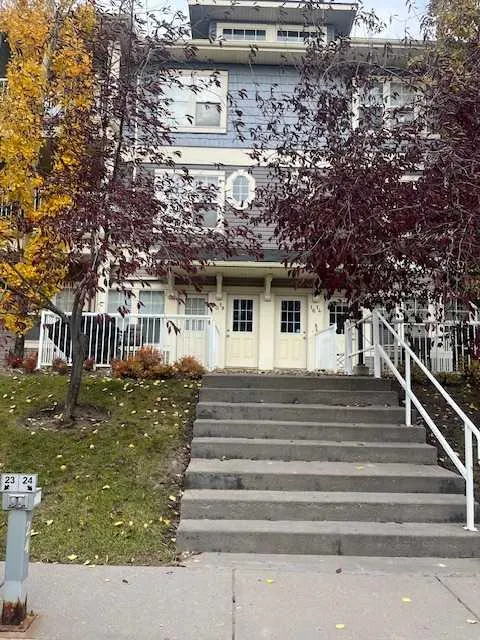 18 Auburn Bay Common SE