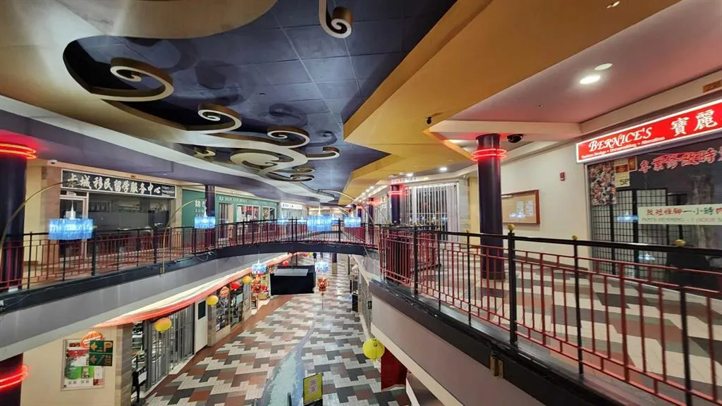 328 Centre Street SE, #218