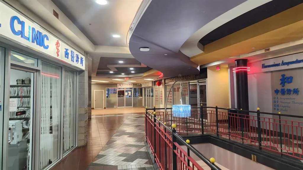 328 Centre Street SE, #218