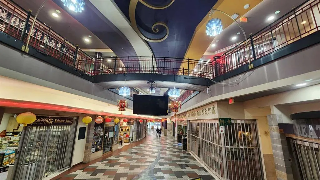 328 Centre Street SE, #218