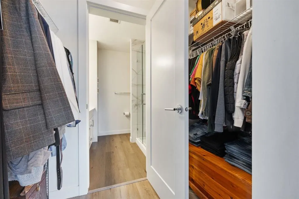 30 Walgrove SE, #117