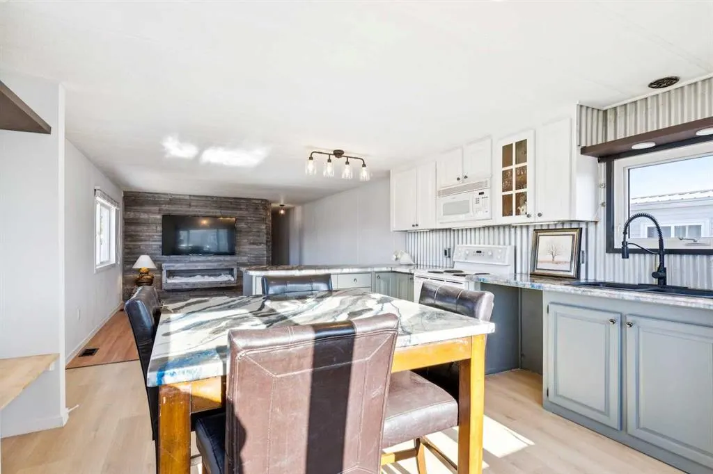 6220 17 Avenue SE, #364