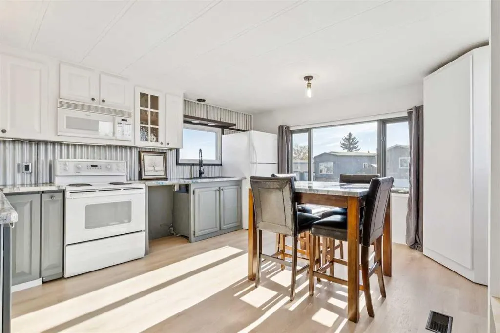 6220 17 Avenue SE, #364