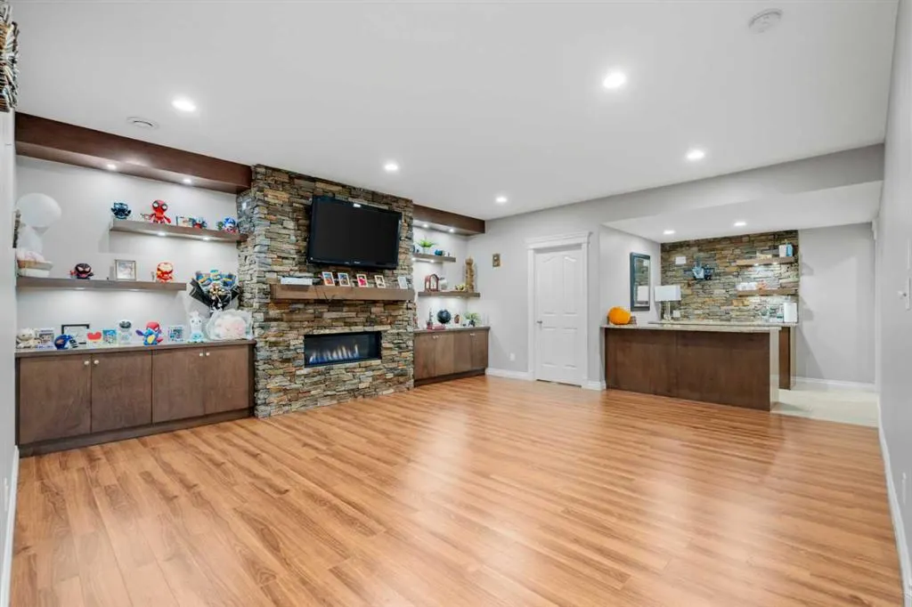 44 Auburn Sound Court SE