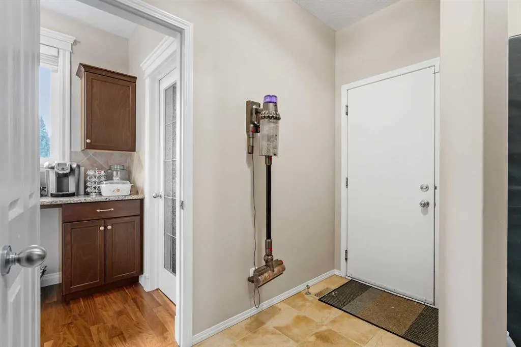 44 Auburn Sound Court SE