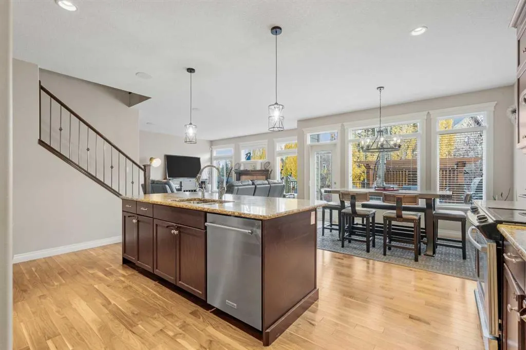 44 Auburn Sound Court SE