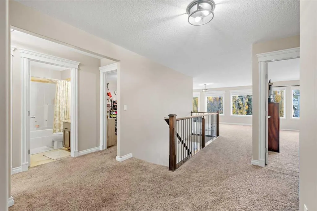 44 Auburn Sound Court SE