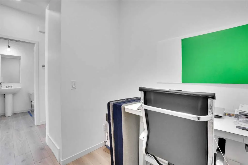 1517 Bayview Point SW