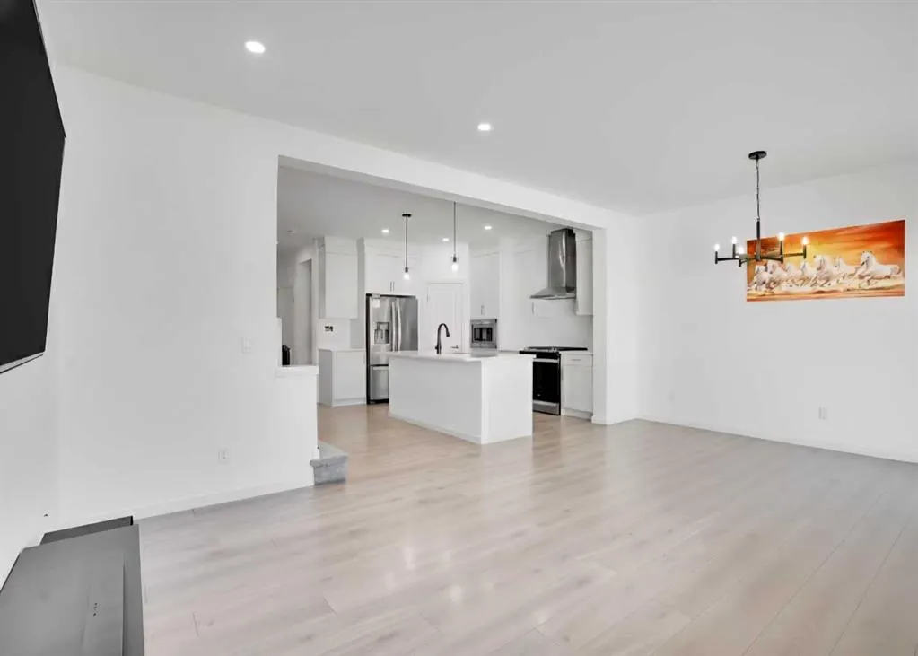 1517 Bayview Point SW