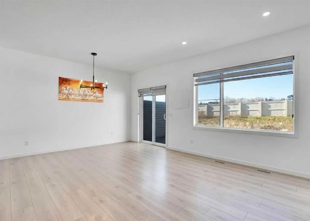 1517 Bayview Point SW