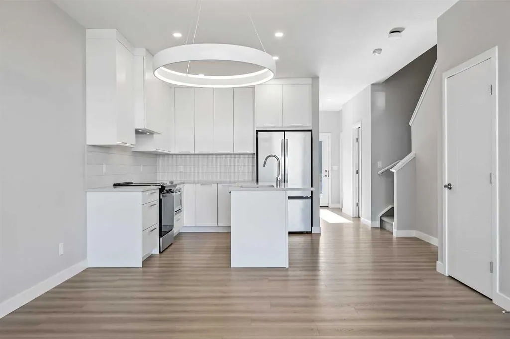 7031 Rangeview Avenue SE