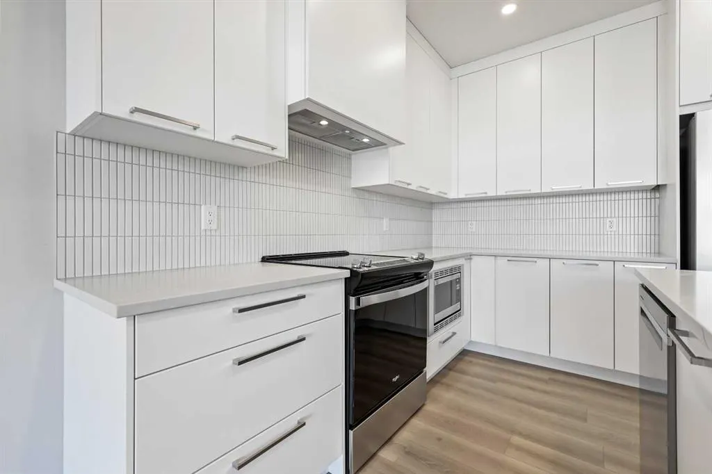 7031 Rangeview Avenue SE