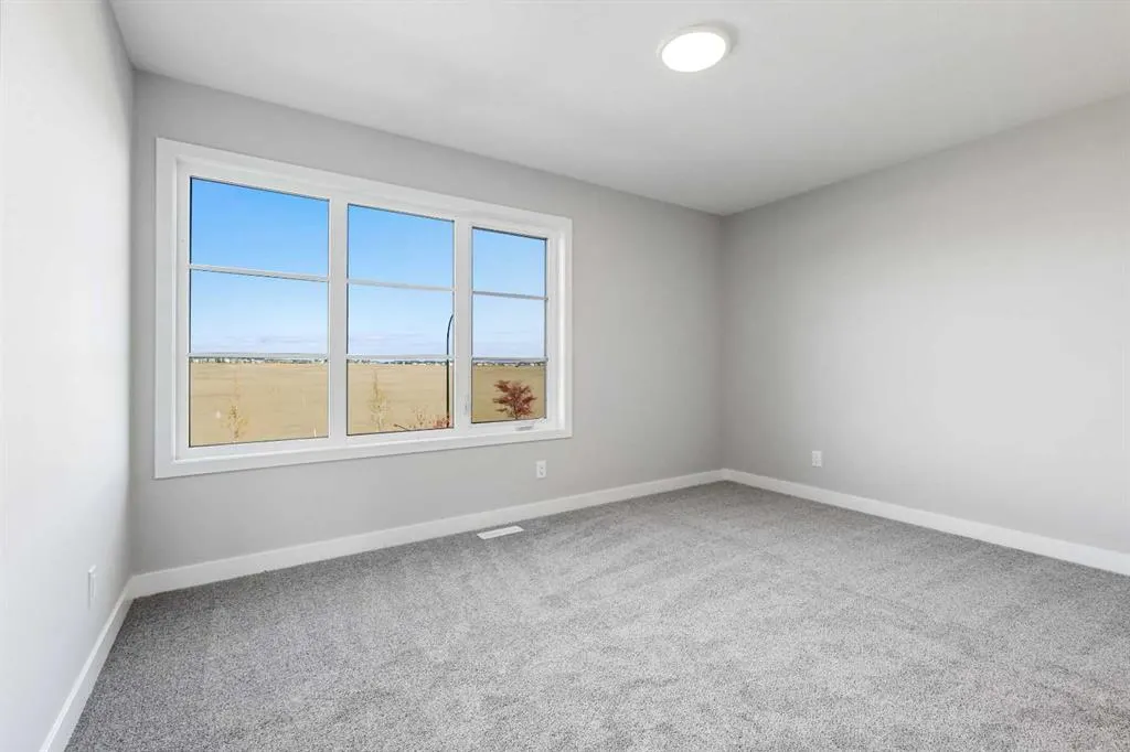 7031 Rangeview Avenue SE